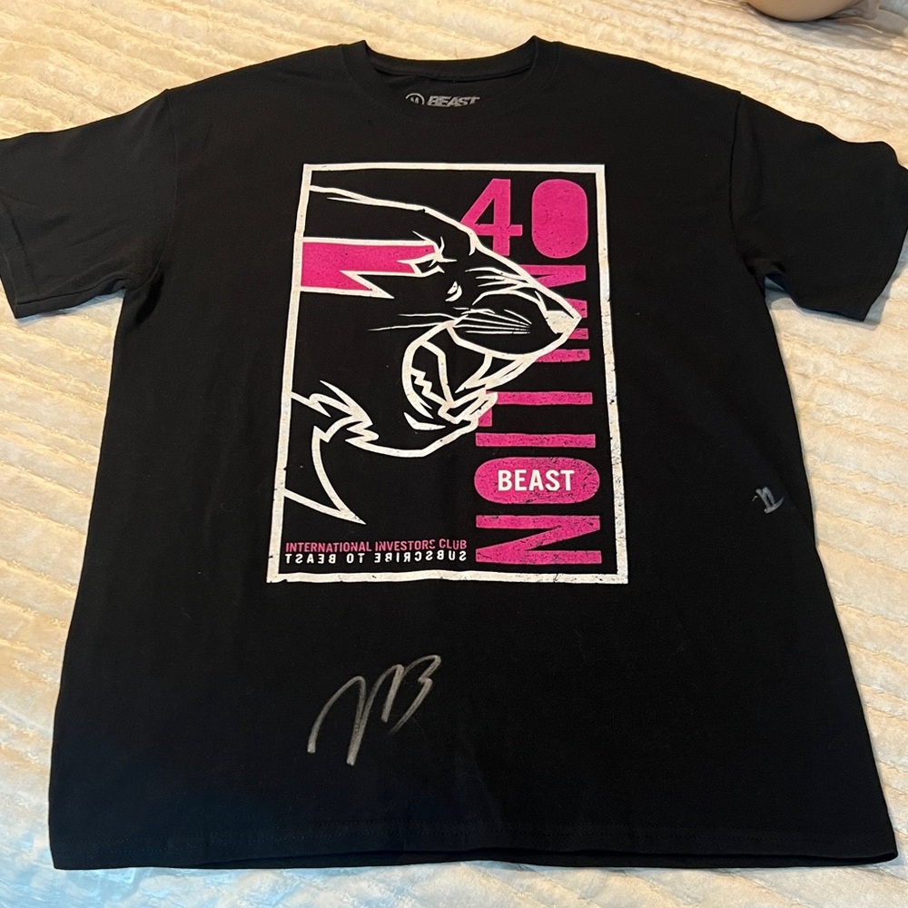 Autographed Black Panther Graphic Tee